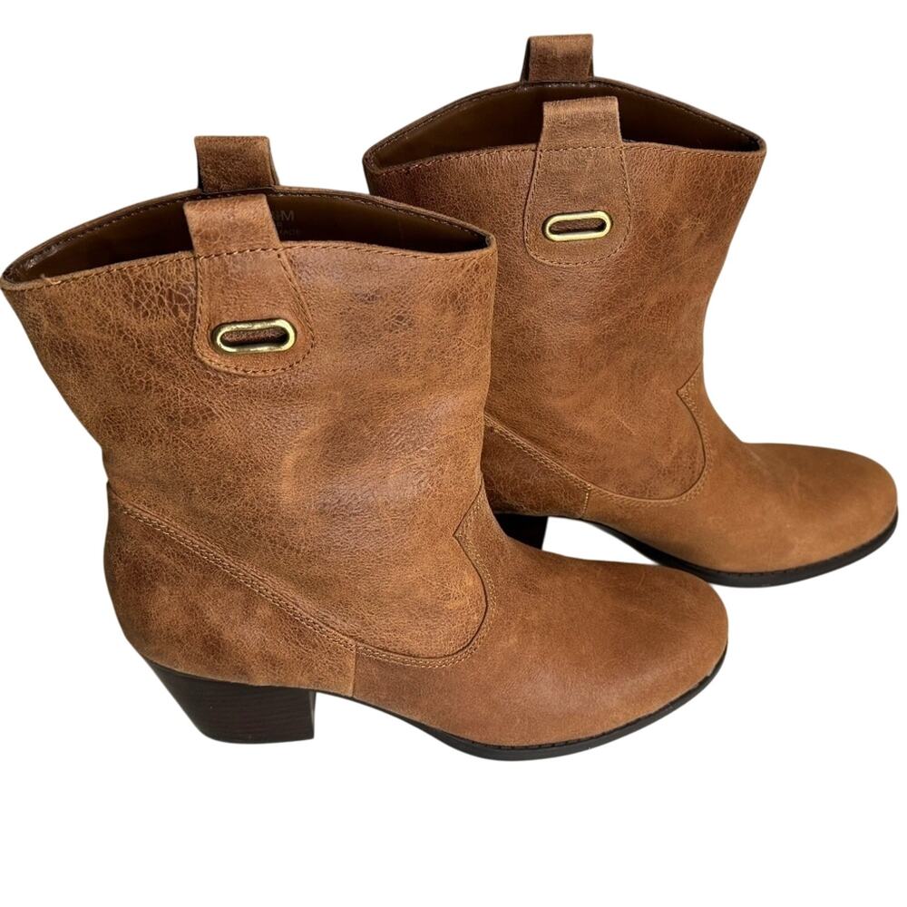 Bandolino boots tan leather Zephy heeled ankle cowboy western pull on Sz 8.5M